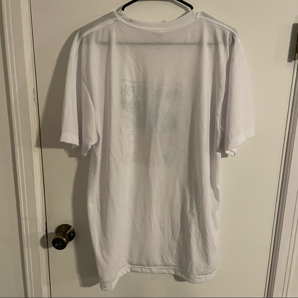 New Vintage Styled Christmas Tee - Picture 5 of 6